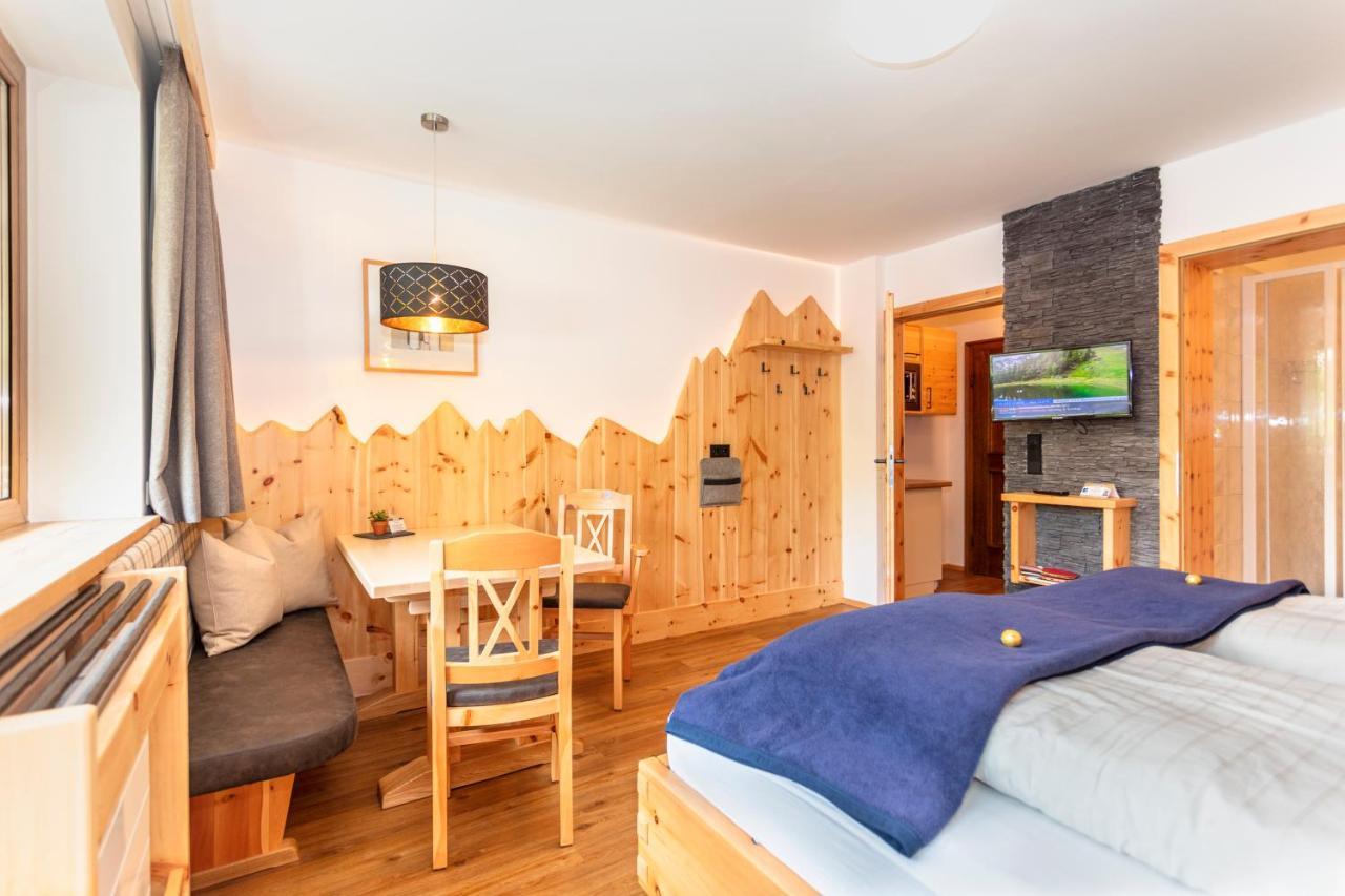 Apartment Gaestehaus Luggau เราริส ภายนอก รูปภาพ