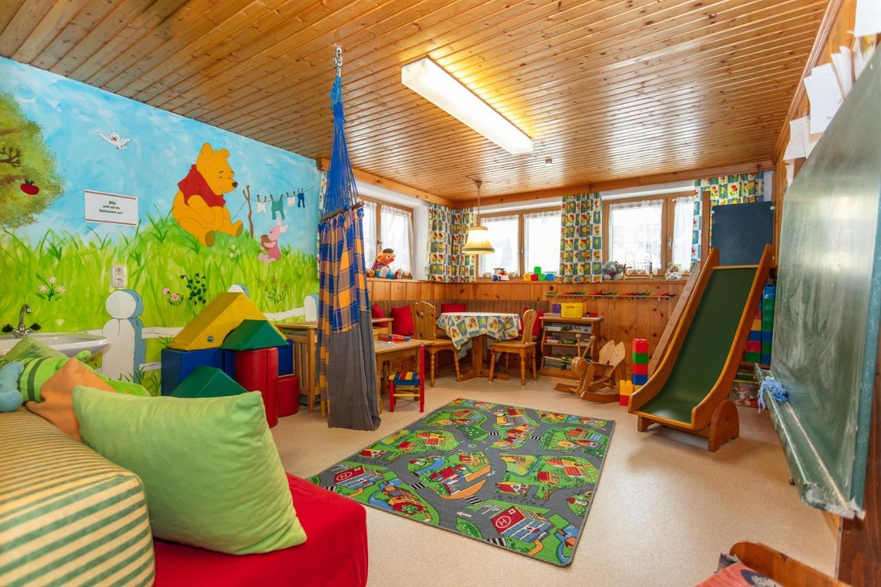 Apartment Gaestehaus Luggau เราริส ภายนอก รูปภาพ