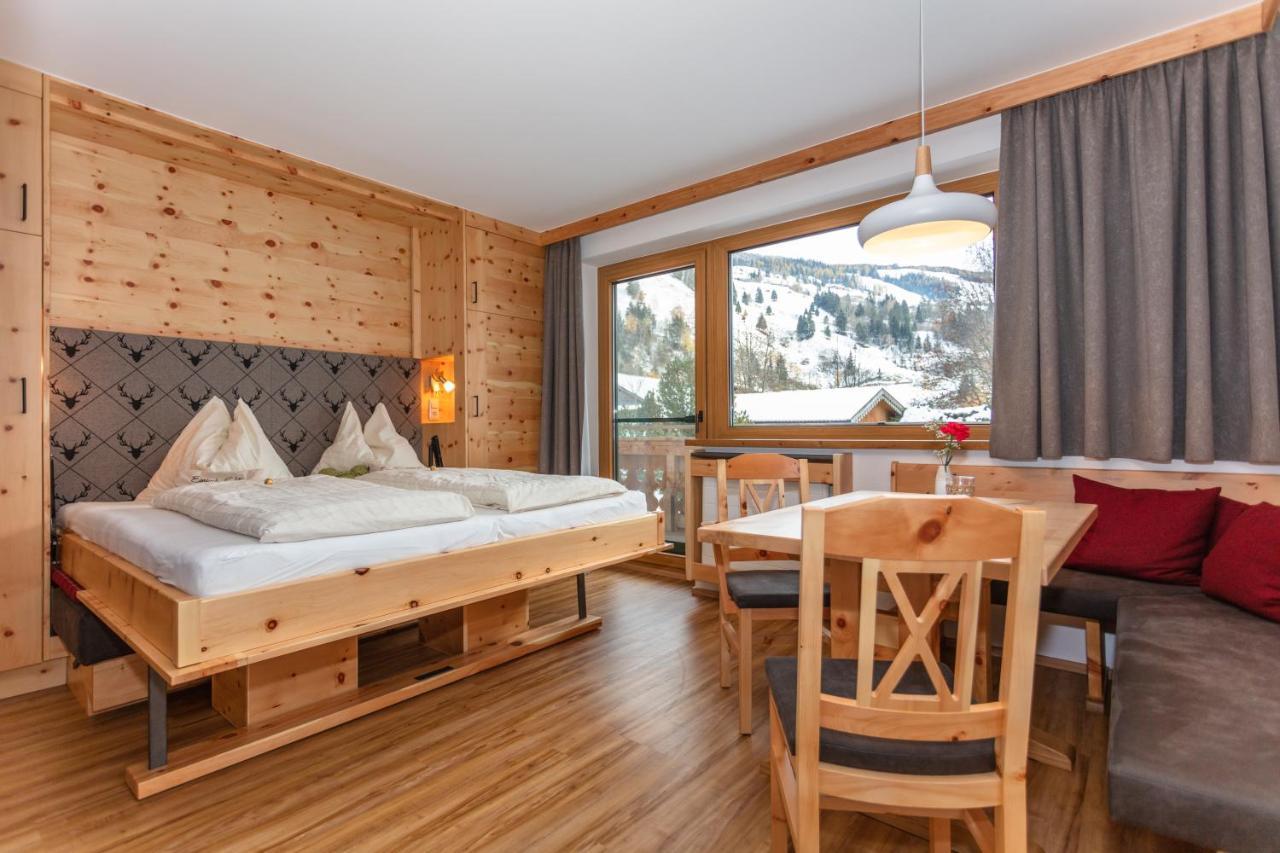 Apartment Gaestehaus Luggau เราริส ภายนอก รูปภาพ