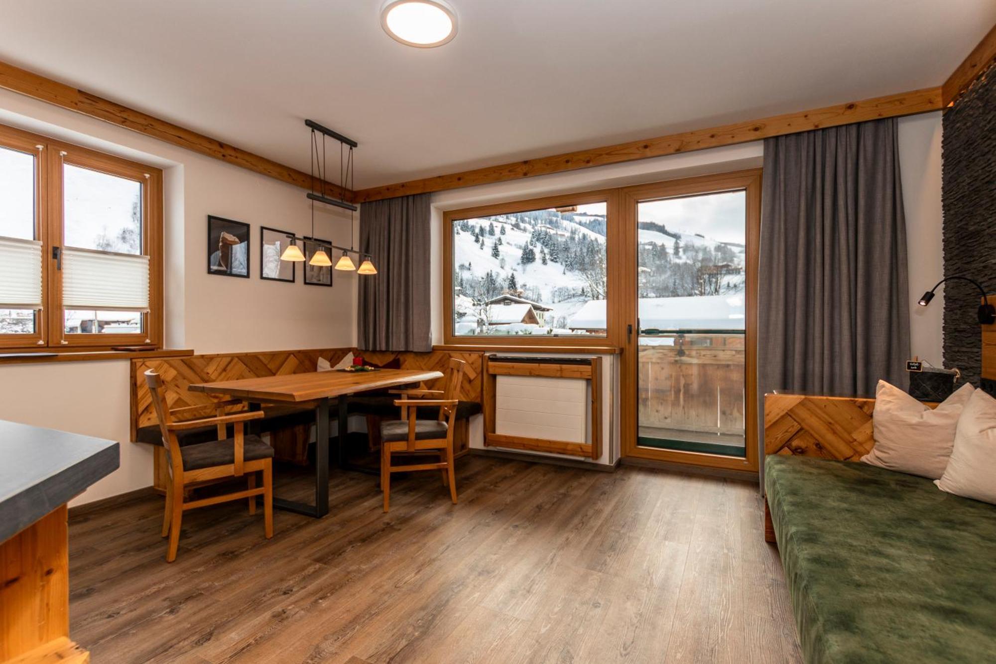 Apartment Gaestehaus Luggau เราริส ภายนอก รูปภาพ